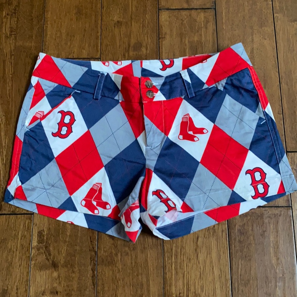 Boston Red Sox Loudmouth shorts size 8